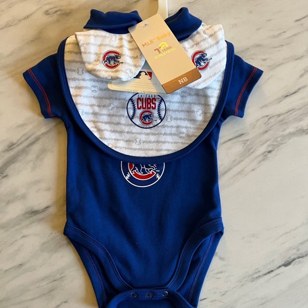 Chicago Cubs Onsie Set-Newborn.